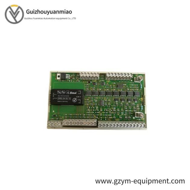 Siemens 6FC5210-0DF02-0AA0 Compact Control Unit with Integrated HMI for Industrial Automation